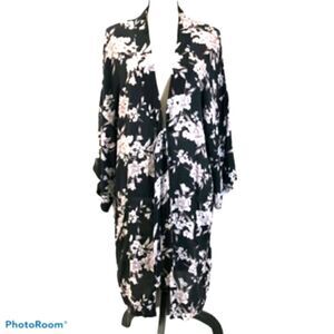Spiritual Gangster Floral Kimono that Ties